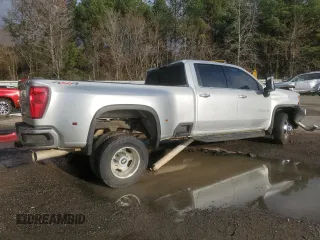 2022 Chevrolet Silverado 3500HD LTZ with VIN 1GC4YUEY1NF163633, listed as a Copart auction lot 84660714 with 121,857 mi miles and Salvage Title. Bid and sale history available at DreamBid. Image 3.