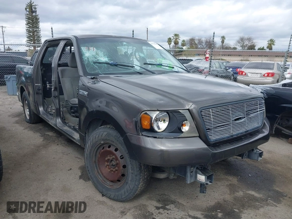 2005 Ford F-150 XLT with VIN 1FTPW12575KB99409, listed as a IAAI auction lot 41711304 with 1 mi miles. Bid and sale history available at carsss.com. Image 1.