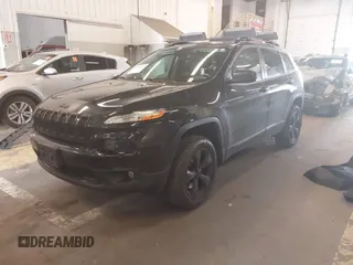 2016 Jeep Cherokee Latitude with VIN 1C4PJMCB2GW197454, listed as a IAAI auction lot 42289019 with 101,895 mi miles and . Bid and sale history available at DreamBid. Image 17.