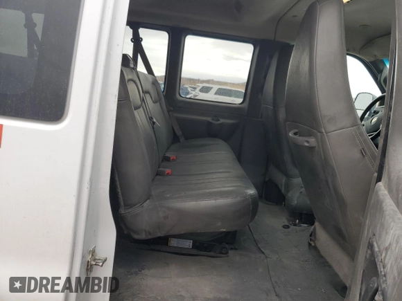 2021 Chevrolet Express Passenger LS с VIN 1GAZGNF73M1236963, выставлен на аукционе Copart как лот 75325424 с пробегом 26 172 миль миль и Списание • Salvage title. История ставок и продаж доступна на DreamBid. Изображение 11.