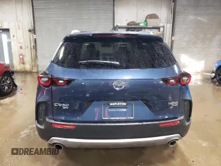 2024 Mazda CX-50 Premium z VIN 7MMVABDY0RN174004, wystawiony jako Copart lot #44727115 z przebiegiem 4 796 mil mil oraz Szkoda całkowita • Salvage title. Historia ofert i sprzedaży dostępna na DreamBid. Obrazek 6.