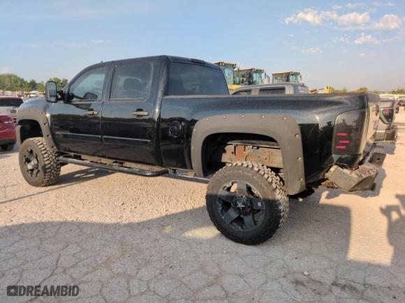 2008 Chevrolet Silverado 2500HD Work Truck with VIN 1GCHK23K18F107072, listed as a Copart auction lot 68926744 with 164,891 mi miles and Salvage Title. Bid and sale history available at carsss.com. Image 2.