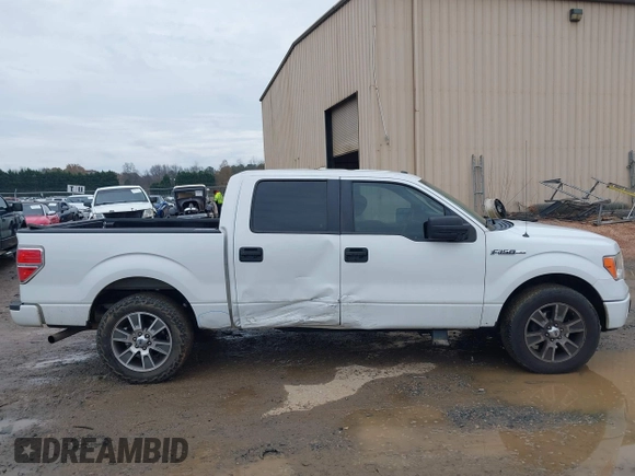 2014 Ford F-150 XL with VIN 1FTFW1CF8EFA66332, listed as a IAAI auction lot 41033667 with 200,513 mi miles. Bid and sale history available at carsss.com. Image 13.