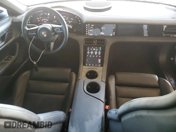 2022 Porsche Taycan 4 z VIN WP0BA2Y11NSA67171, wystawiony jako Copart lot #59885844 z przebiegiem 22 760 mil mil oraz Szkoda całkowita • Salvage title. Historia ofert i sprzedaży dostępna na DreamBid. Obrazek 8.