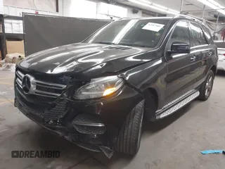 2017 Mercedes-Benz GLE 350 z VIN 4JGDA5JB5HA982900, wystawiony jako IAAI lot #42087006 z przebiegiem 133 294 mil mil oraz . Historia ofert i sprzedaży dostępna na DreamBid. Obrazek 17.