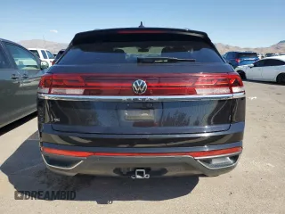 2024 Volkswagen Atlas SE with VIN 1V2WE2CA2RC220214, listed as a Copart auction lot 56092105 with 35,083 mi miles and Salvage title. Bid and sale history available at DreamBid. Image 6.