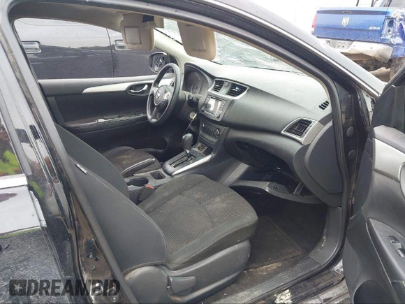 2018 Nissan Sentra SV z VIN 3N1AB7AP2JY240700, wystawiony jako IAAI lot #40207118 z przebiegiem 161 848 mil mil oraz . Historia ofert i sprzedaży dostępna na DreamBid. Obrazek 5.