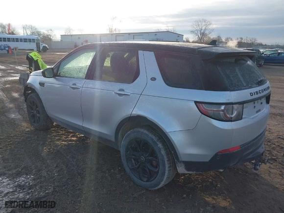 2016 Land Rover Discovery Sport HSE with VIN SALCR2BGXGH577180, listed as a IAAI auction lot 40925601 with 217,150 mi miles. Bid and sale history available at carsss.com. Image 3.