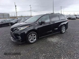 2022 Toyota Sienna XSE z VIN 5TDXSKFC5NS069826, wystawiony jako Copart lot #52070405 z przebiegiem 84 294 mil mil oraz Szkoda całkowita • Salvage title. Historia ofert i sprzedaży dostępna na DreamBid. Obrazek 1.