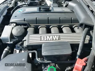 2009 BMW 5 Series 528i xDrive with VIN WBANV13549C152134, listed as a IAAI auction lot 41878020 with 201,383 mi miles and . Bid and sale history available at DreamBid. Image 19.