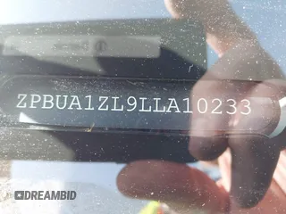 2020 Lamborghini Urus z VIN ZPBUA1ZL9LLA10233, wystawiony jako IAAI lot #39731921 z przebiegiem 41 071 mil mil oraz . Historia ofert i sprzedaży dostępna na DreamBid. Obrazek 17.