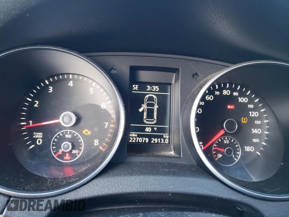 2010 Volkswagen GTI с VIN WVWED7AJ0AW329306, выставлен на аукционе Copart как лот 87374004 с пробегом 227 079 миль миль и Чистый • Clean title. История ставок и продаж доступна на DreamBid. Изображение 9.