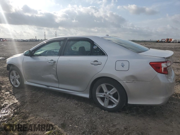 2012 Toyota Camry L with VIN 4T1BF1FK3CU200465, listed as a Copart auction lot 54472855 with 139,705 mi miles and Salvage Title. Bid and sale history available at carsss.com. Image 2.