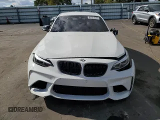 2018 BMW M2 z VIN WBS1J5C59J7B70349, wystawiony jako Copart lot #85573834 z przebiegiem 47 128 mil mil oraz Szkoda całkowita • Salvage title. Historia ofert i sprzedaży dostępna na DreamBid. Obrazek 5.