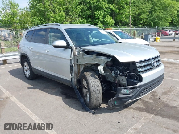 2018 Volkswagen Atlas SE with VIN 1V2CR2CA9JC535166, listed as a IAAI auction lot 42179451 with 146,625 mi miles and . Bid and sale history available at DreamBid. Image 1.