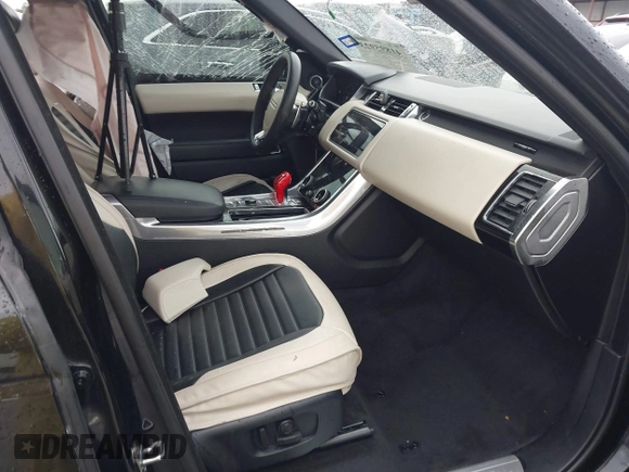 2020 Land Rover Range Rover Sport HST with VIN SALWS2RU4LA889351, listed as a IAAI auction lot 41895923 with 60,267 mi miles. Bid and sale history available at carsss.com. Image 5.