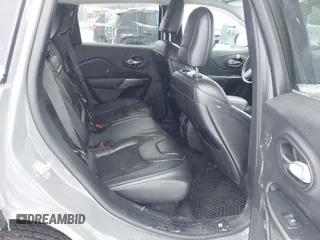 2019 Jeep Cherokee Latitude Plus with VIN 1C4PJMLB9KD399289, listed as a IAAI auction lot 41314743 with 84,726 mi miles. Bid and sale history available at carsss.com. Image 8.