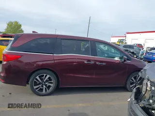 2018 Honda Odyssey Elite with VIN 5FNRL6H94JB067479, listed as a IAAI auction lot 42100911 with 160,174 mi miles and . Bid and sale history available at DreamBid. Image 13.