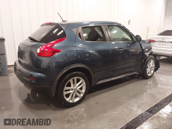 2013 Nissan Juke SV with VIN JN8AF5MV4DT216433, listed as a IAAI auction lot 41273226 with 111,775 mi miles. Bid and sale history available at carsss.com. Image 4.