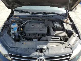 2017 Volkswagen Jetta SEL z VIN 3VWL17AJ4HM263303, wystawiony jako Copart lot #54363545 z przebiegiem 103 597 mil mil oraz Szkoda całkowita • Salvage title. Historia ofert i sprzedaży dostępna na DreamBid. Obrazek 11.