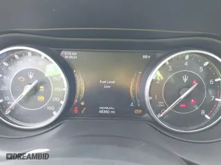 2022 Maserati Levante GT with VIN ZN661XUAXNX400339, listed as a IAAI auction lot 41515920 with 48,360 mi miles. Bid and sale history available at carsss.com. Image 7.