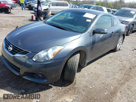 2013 Nissan Altima S with VIN 1N4AL2EP7DC141946, listed as a IAAI auction lot 41853798 with 63,763 mi miles and . Bid and sale history available at DreamBid. Image 3.