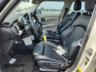 2015 MINI Hardtop 4 Door S z VIN WMWXU3C50F2B56953, wystawiony jako Copart lot #58579615 z przebiegiem Nie podano mil oraz Szkoda całkowita • Salvage title. Historia ofert i sprzedaży dostępna na DreamBid. Obrazek 7.