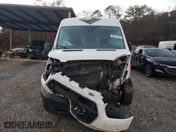 2022 Ford Transit Cargo with VIN 1FTBR1C81NKA73847, listed as a Copart auction lot 82311624 with 81,869 mi miles and Salvage title. Bid and sale history available at DreamBid. Image 5.