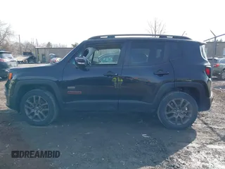 2016 Jeep Renegade Latitude with VIN ZACCJBBT9GPE04223, listed as a IAAI auction lot 41782702 with 82,789 mi miles. Bid and sale history available at carsss.com. Image 14.