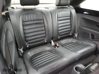 2012 Volkswagen Beetle 2.0T Turbo PZEV with VIN 3VWVA7AT0CM625968, listed as a Copart auction lot 43543005 with 0 mi miles and Salvage Title. Bid and sale history available at carsss.com. Image 11.