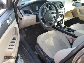 2017 Hyundai Sonata 2.4L z VIN 5NPE24AF6HH540980, wystawiony jako Copart lot #74983064 z przebiegiem 126 008 mil mil oraz Szkoda całkowita • Salvage title. Historia ofert i sprzedaży dostępna na DreamBid. Obrazek 8.