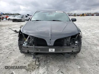 2015 Lincoln MKS z VIN 1LNHL9DK4FG603765, wystawiony jako Copart lot #47533935 z przebiegiem 75 284 mil mil oraz Szkoda całkowita • Salvage title. Historia ofert i sprzedaży dostępna na DreamBid. Obrazek 5.