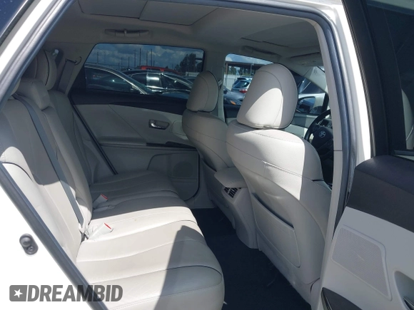 2015 Toyota Venza XLE with VIN 4T3ZK3BB1FU071682, listed as a IAAI auction lot 41949133 with 117,436 mi miles. Bid and sale history available at carsss.com. Image 8.