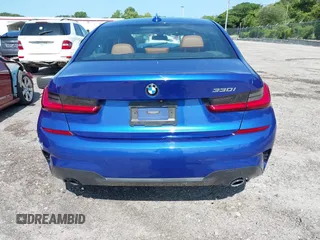 2020 BMW 3 Series 330i with VIN 3MW5R1J09L8B25490, listed as a IAAI auction lot 42404186 with 82,050 mi miles and . Bid and sale history available at DreamBid. Image 16.