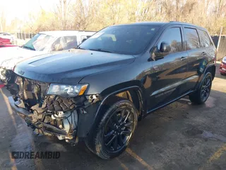 2020 Jeep Grand Cherokee Altitude with VIN 1C4RJFAG2LC266772, listed as a IAAI auction lot 41850190 with 87,982 mi miles. Bid and sale history available at carsss.com. Image 18.