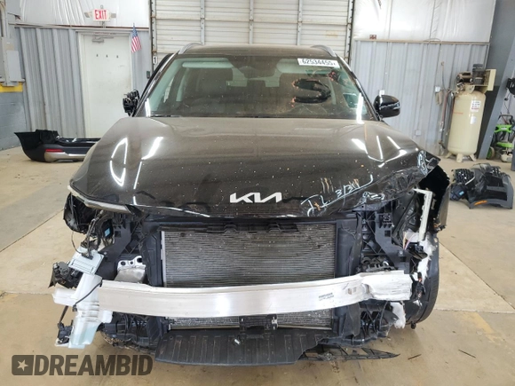 2024 Kia Sorento S z VIN 5XYRL4JC9RG285366, wystawiony jako Copart lot #62534455 z przebiegiem Nie podano mil oraz Nie do naprawy • Non repairable. Historia ofert i sprzedaży dostępna na DreamBid. Obrazek 5.