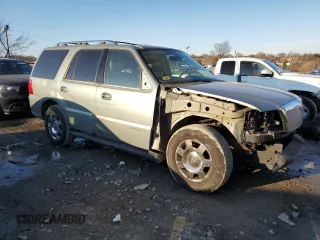 2006 Lincoln Navigator Luxury with VIN 5LMFU28586LJ09722, listed as a Copart auction lot 88889405 with 170,696 mi miles and Salvage Title. Bid and sale history available at carsss.com. Image 4.