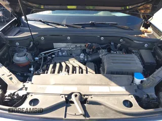 2022 Volkswagen Atlas SE z VIN 1V2KR2CA0NC564914, wystawiony jako IAAI lot #42035604 z przebiegiem 35 678 mil mil oraz . Historia ofert i sprzedaży dostępna na DreamBid. Obrazek 10.