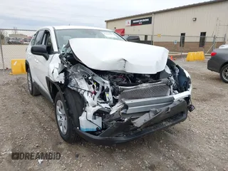 2024 Toyota RAV4 LE with VIN 2T3H1RFV6RC293484, listed as a IAAI auction lot 41546783 with 9,891 mi miles. Bid and sale history available at carsss.com. Image 6.