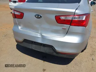 2017 Kia Rio LX z VIN KNADM4A30H6043779, wystawiony jako IAAI lot #42231580 z przebiegiem 123 861 mil mil oraz . Historia ofert i sprzedaży dostępna na DreamBid. Obrazek 6.