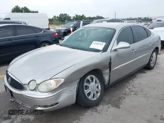 2007 Buick LaCrosse CX with VIN 2G4WC582271249382, listed as a IAAI auction lot 42285783 with 173,858 mi miles and . Bid and sale history available at DreamBid. Image 2.