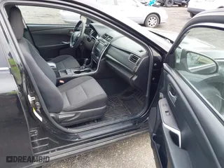 2015 Toyota Camry Hybrid LE with VIN 4T1BD1FK3FU164092, listed as a IAAI auction lot 41886726 with 396,189 mi miles. Bid and sale history available at carsss.com. Image 5.