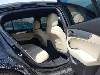 2021 Cadillac CT5 Luxury z VIN 1G6DX5RKXM0146235, wystawiony jako IAAI lot #42214676 z przebiegiem 72 847 mil mil oraz . Historia ofert i sprzedaży dostępna na DreamBid. Obrazek 8.