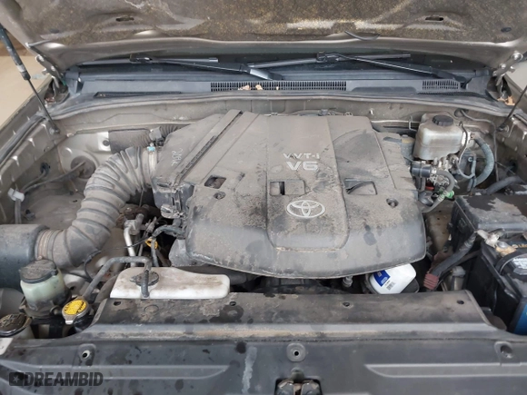 2005 Toyota 4Runner SR5 with VIN JTEBU14R458037441, listed as a IAAI auction lot 42043411 with 238,317 mi miles. Bid and sale history available at carsss.com. Image 10.