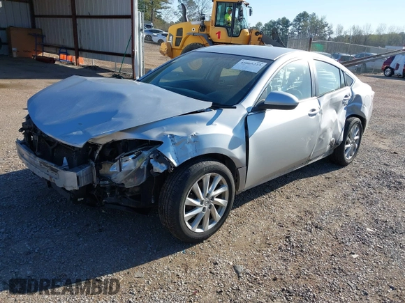 2012 Mazda Mazda6 i Touring with VIN 1YVHZ8DH2C5M13661, listed as a IAAI auction lot 41865223 with 182,167 mi miles. Bid and sale history available at carsss.com. Image 19.