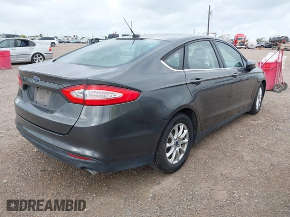 2016 Ford Fusion S z VIN 3FA6P0G72GR132394, wystawiony jako IAAI lot #42142780 z przebiegiem 66 013 mil mil oraz . Historia ofert i sprzedaży dostępna na DreamBid. Obrazek 4.