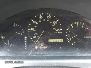 2000 Lexus RX 300 with VIN JT6HF10UXY0148220, listed as a IAAI auction lot 42105078 with 250,618 mi miles. Bid and sale history available at carsss.com. Image 7.