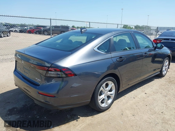 2024 Honda Accord LX z VIN 1HGCY1F28RA046057, wystawiony jako IAAI lot #42009898 z przebiegiem 4831 mil mil oraz . Historia ofert i sprzedaży dostępna na DreamBid. Obrazek 4.