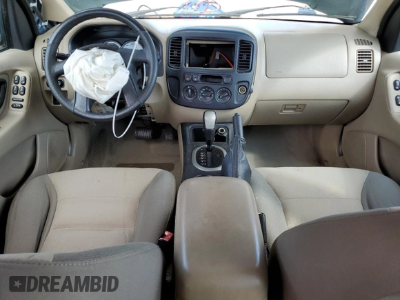2005 Ford Escape XLS Value with VIN 1FMYU02Z95KB06800, listed as a Copart auction lot 68647114 with 204,081 mi miles and Salvage Title. Bid and sale history available at carsss.com. Image 8.