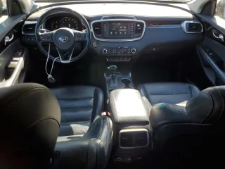 2017 Kia Sorento EX with VIN 5XYPHDA13HG324622, listed as a Copart auction lot 47050125 with 117,694 mi miles and Salvage Title. Bid and sale history available at carsss.com. Image 8.